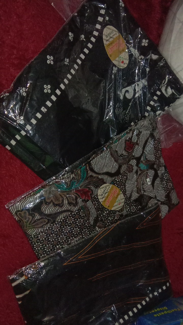 Longcardi Lawasan Daun Outer Batik Wanita Casual Kantoran Formal Kondangan Katun Halus Motif Premium