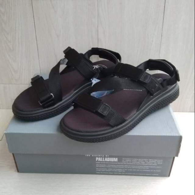 sandal palladium
