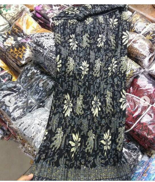 Rok plisket batik