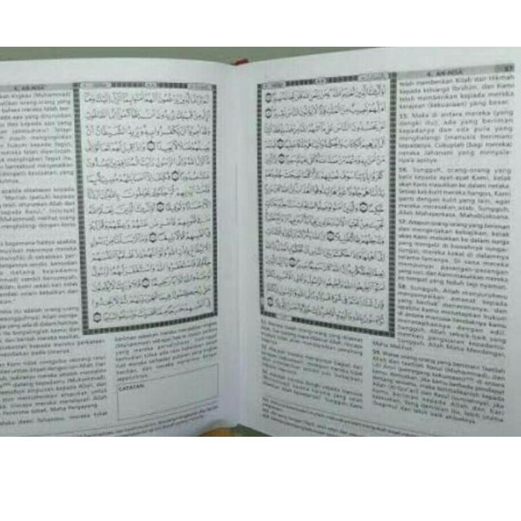 Muraaaahh.. Al Qur'an Pojok Terjemah Kecil 2 Jilid Menara Kudus