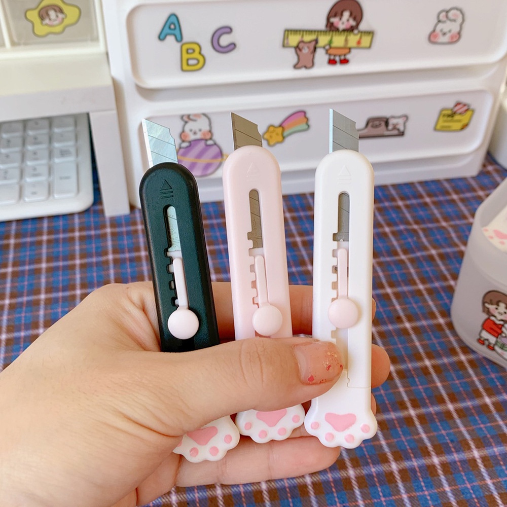 Pisau Cutter Cuter Mini Portable Kater Pemotong Kertas Model Cat Paw Telur Dasi Pita Karakter Lucu Imut Silet Tajam untuk Pembuka Paket Amplop Sticker Serbaguna ATK Sekolah Kantor Rumah Portable