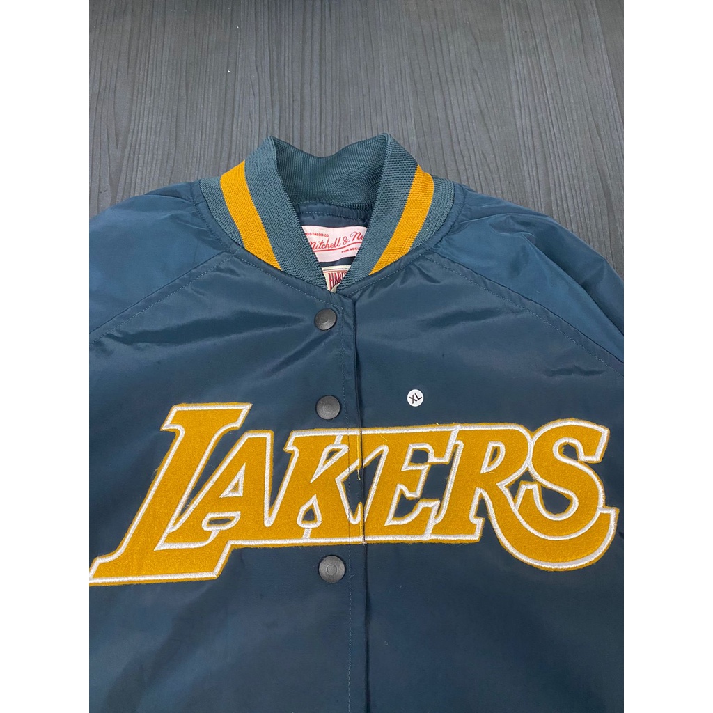 Jaket Bomber Varsity Lakers Nba