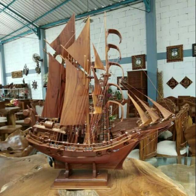 Miniatur Kapal Pinisi Phinisi Dewa Ruci Kayu Jati Barokah Furniture Jepara