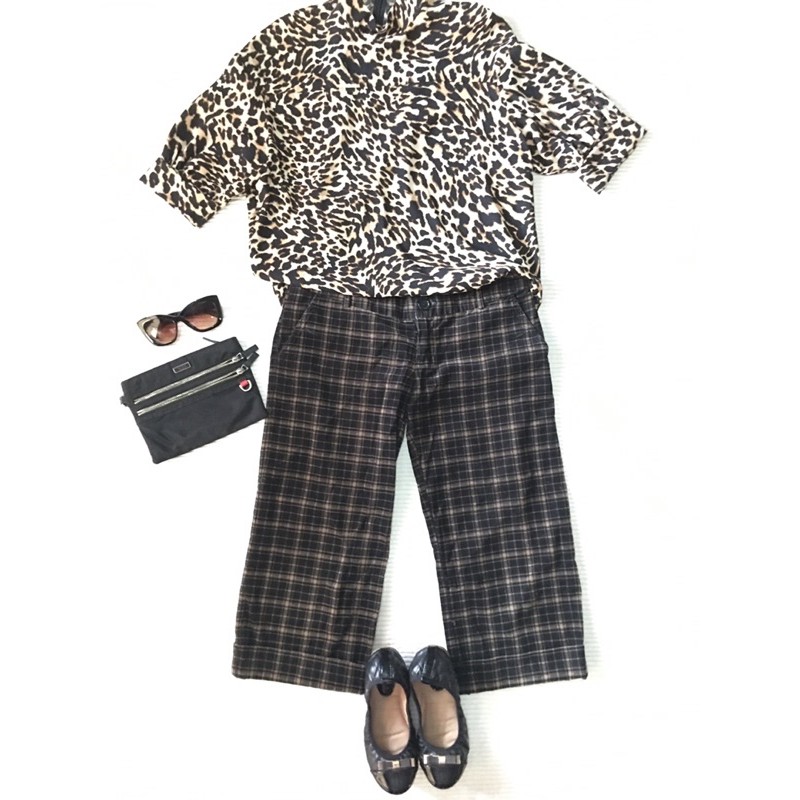 Corduroy check capri pants preloved