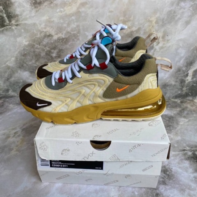 Travis scott x nike airmax 270 react cactus BNIB