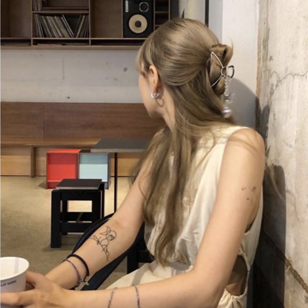 YEEZII Aksesoris Jepit Rambut Model Butterfly Heart Rumbai Bahan Metal Warna Silver Gaya Retro Untuk Wanita