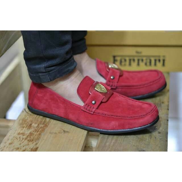 sepatu pria | sepatu murah | sepatu hanmade bandung | sepatu ferrari slip on suede merah