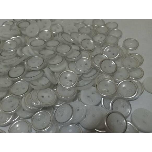 Kancing Baju GEPENG Corak List Silver Import Diameter 13mm Isi 100 pcs