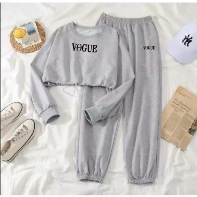 SETELAN VOGUE WANITA bahan babyterry tebal good quality(sweater+joger)