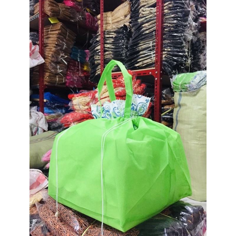 HARGA LUSIN ISI 12 BIJI -TAS HAJATAN SERUT   POLOS   25x25  WARNA TDK BISA REQUEST