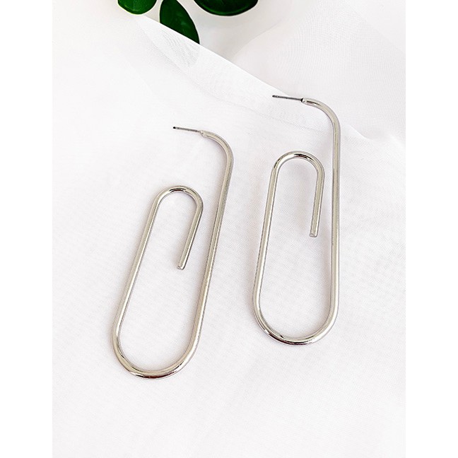 LRC Anting Tusuk Fashion Golden Alloy Paper Clip Stud Earrings D84458