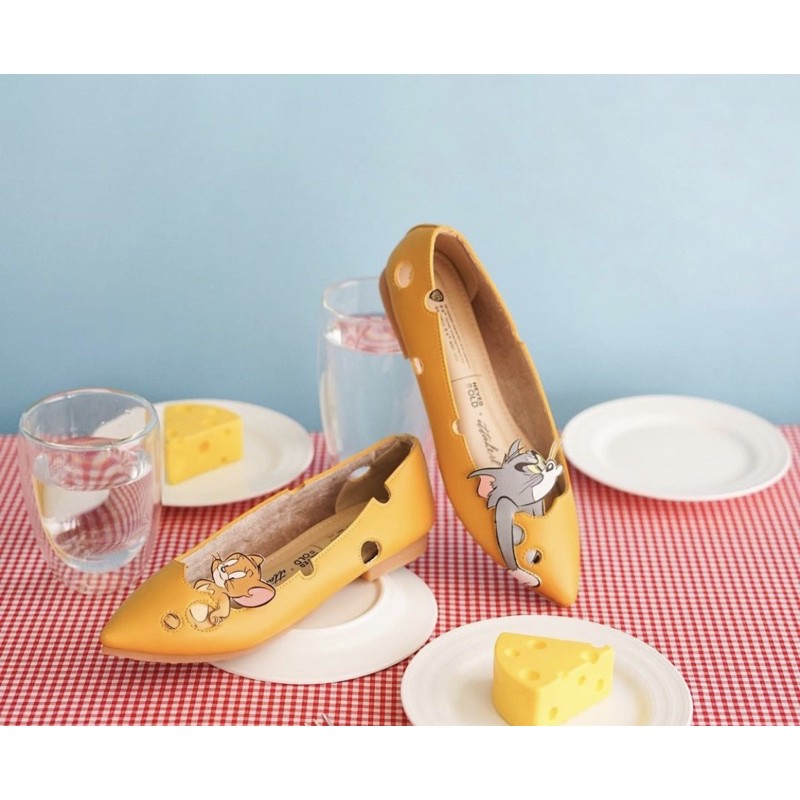 Maxi pointy tom and jerry size 37 #ittaherl #tomnjerry #tom #jerry #flatshoes #sepatu #sepatuteplek 