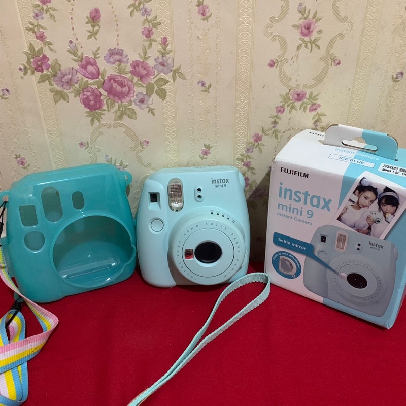 preloved Fujifilm camera instax mini 9 second
