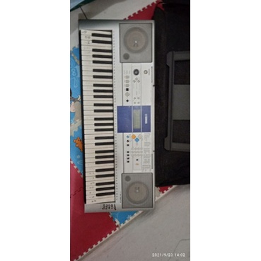 piano Yamaha E 323 PSR
