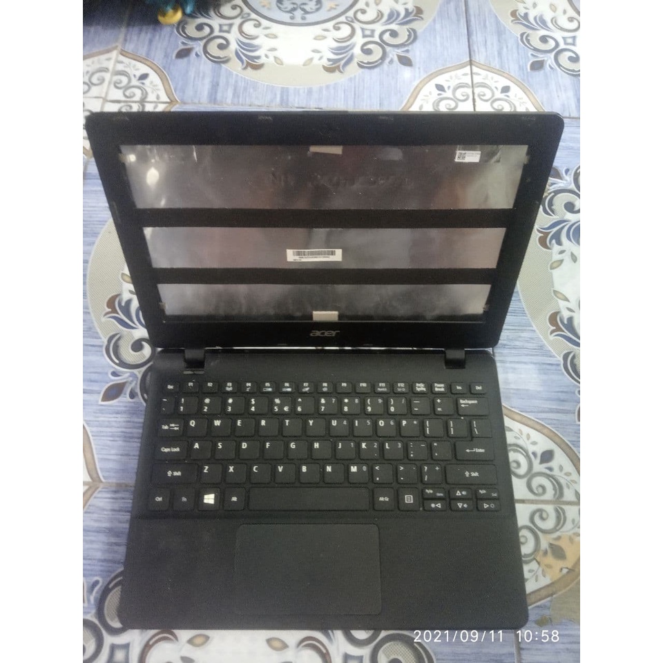 casing Acer ES1-111