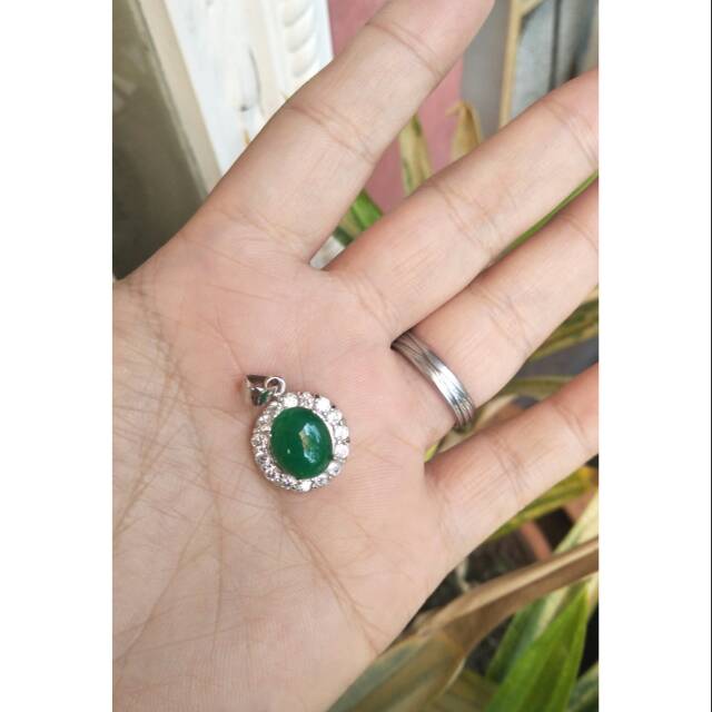 Liontin giok hijau tua asli china variasi permata bahan alloy lapis rhodium