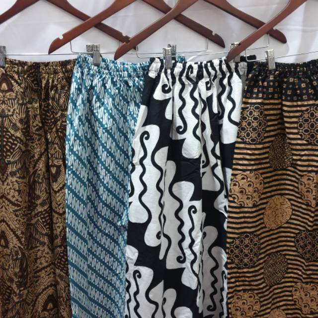 HALERI - Celana Batik Kulot Jumbo