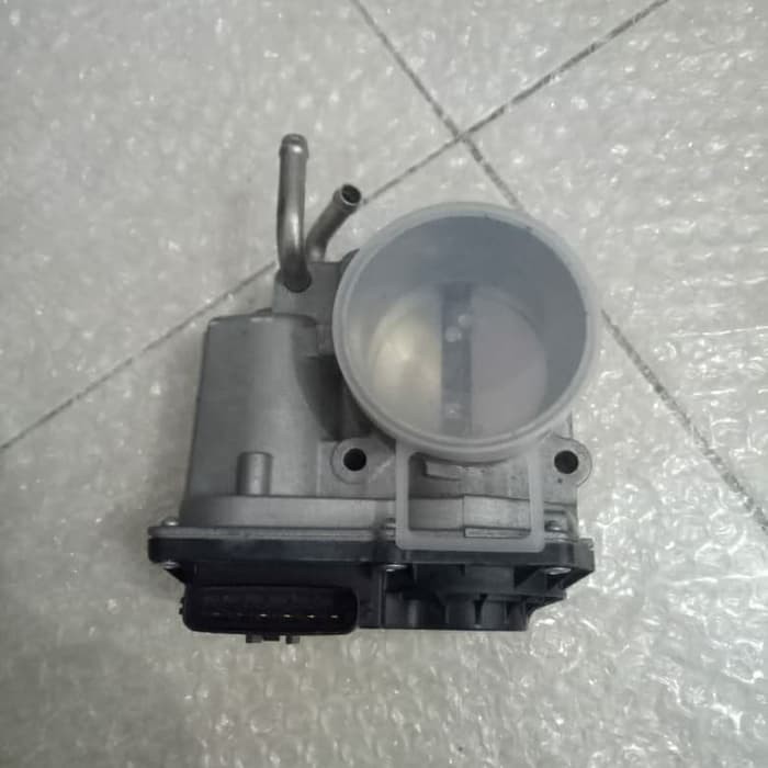 Trotol Throttle Body Innova Lama Bensin Original 22030-0c010