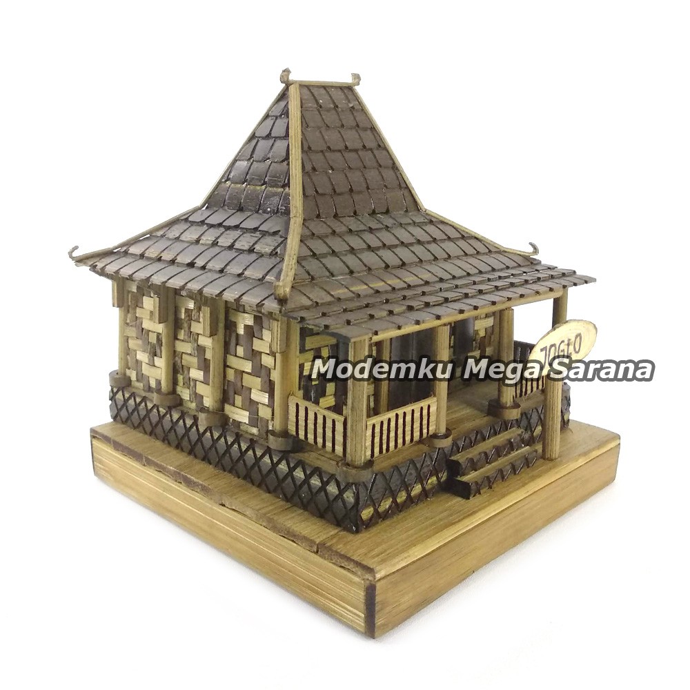 Miniatur Rumah Adat Jawa Tengah / Joglo dari bambu - 12x15x10 cm