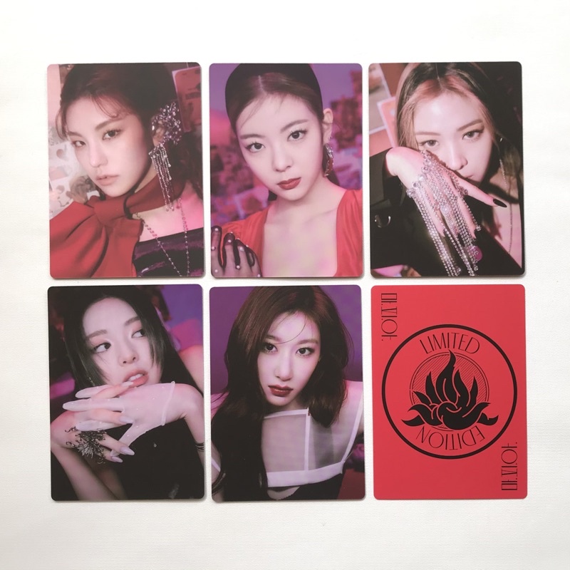 ITZY - GUESS WHO : Special Photocard Yeji Lia Ryujin Chaeryeong Yuna PC LIMITED EDITION LE