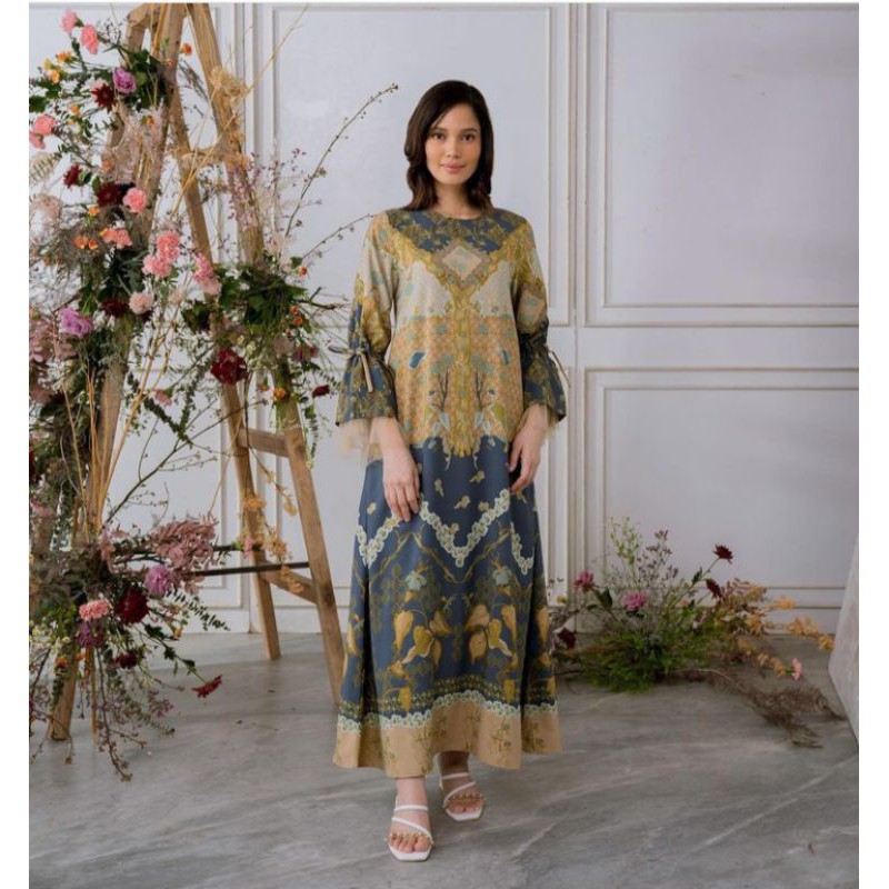 Maharani dress by geulis