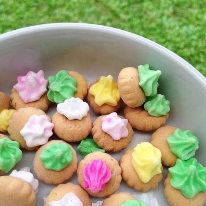 

KERING-KUE- KUE GEMROSE / KUE MONAS -KUE-KERING.