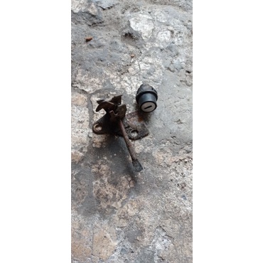 kunci jok pengait jok qingqi babymatic 50cc