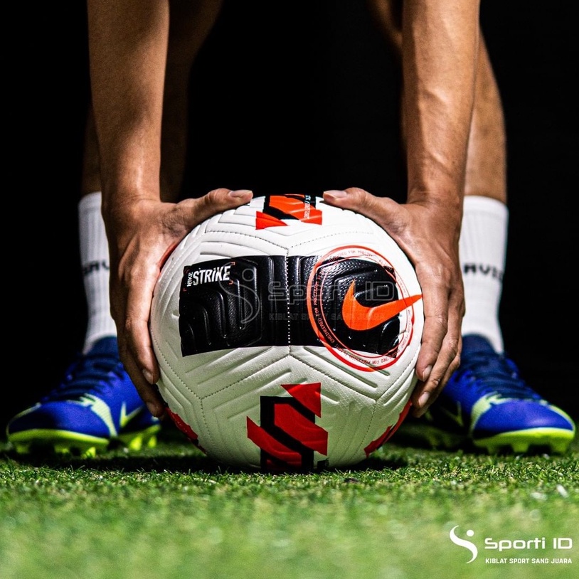 Bola Sepak Nike Strike FA21 - White Crimson DC2376-101 Original | Bola Size 5