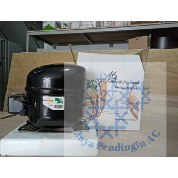 Compressor Showcase Handen 1/3pk ADW110