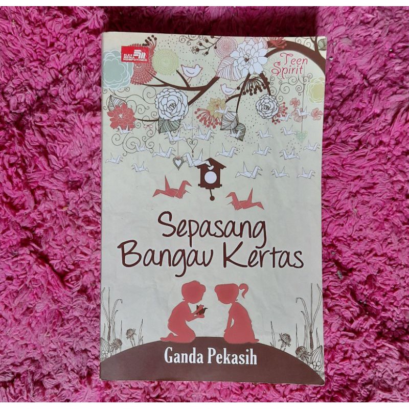 Sepasang Bangau Kertas Novel