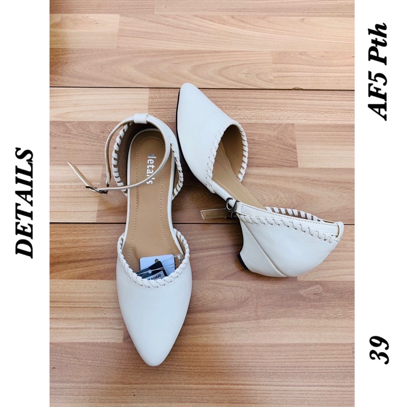 Details Hak Kecil Putih Only size 39