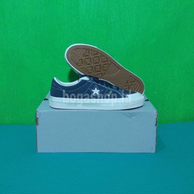 Sepatu Sneaker Skate Converse One Star PRO Alexis ORIGINAL