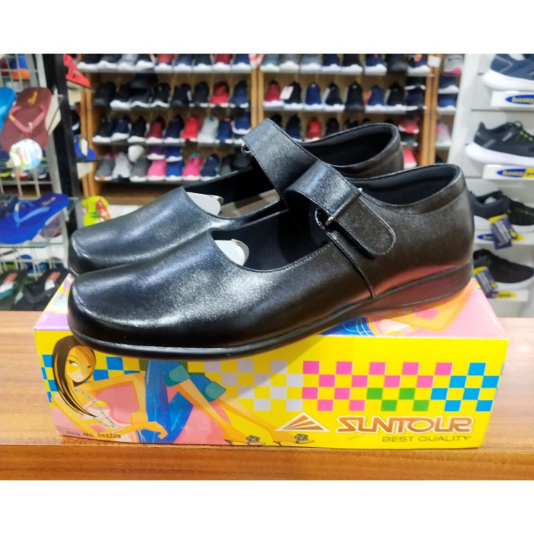 Sepatu Paskibra Pantofel Wanita Suntour PKT02 Hitam