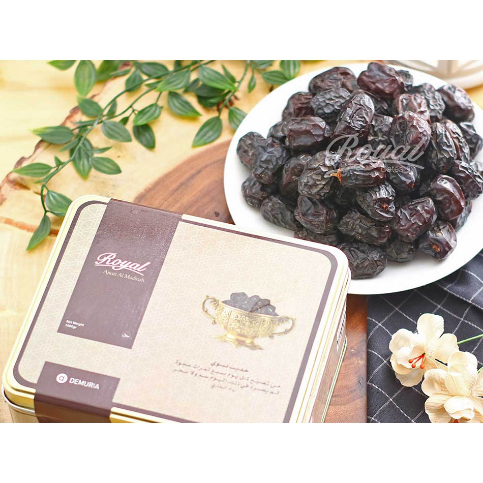 

Royal Dates Kurma Ajwa Premium 850 g Korma Nabi Ibu Hamil Menyusui TokoShobi Asli Original