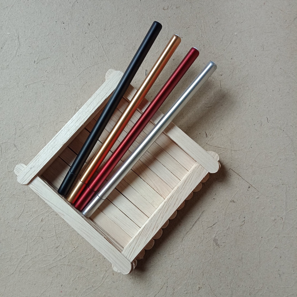 

PULPEN GEL HITAM SIMPLE ELEGAN