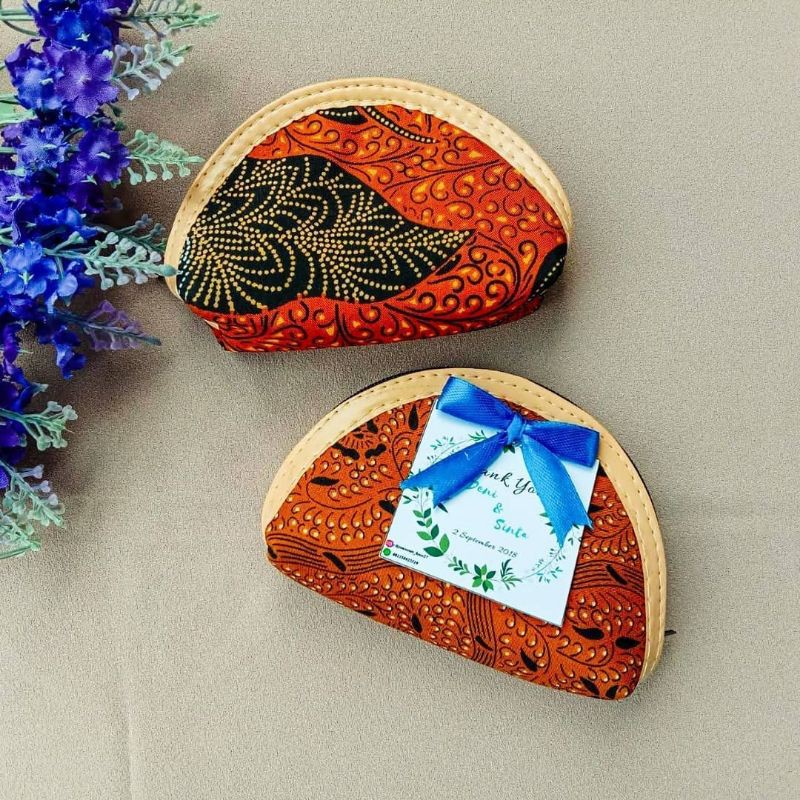 Dompet Kain Batik Oval souvenir dompet souvenir murah dompet batik oval souvenir pernikahan