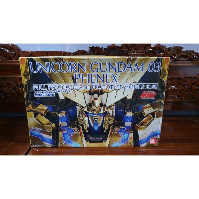 PG Unicorn Phenex Bandai