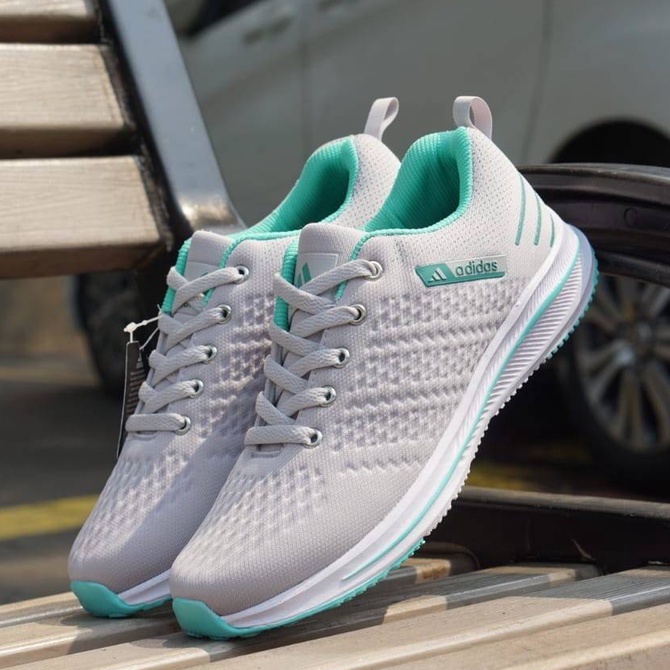 Sepatu sneakers wanita / Adidas / Sepatu lari / Sepatu running / Sepatu sport / Sepatu senam / Sepatu putih wanita / Original / Import / Premium / Murah / Terbaru-ADS HIJAU