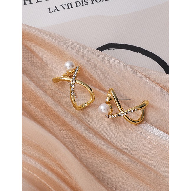 LRC Anting Tusuk Fashion Golden Diamond And Pearl Cross-curved Earrings P59554