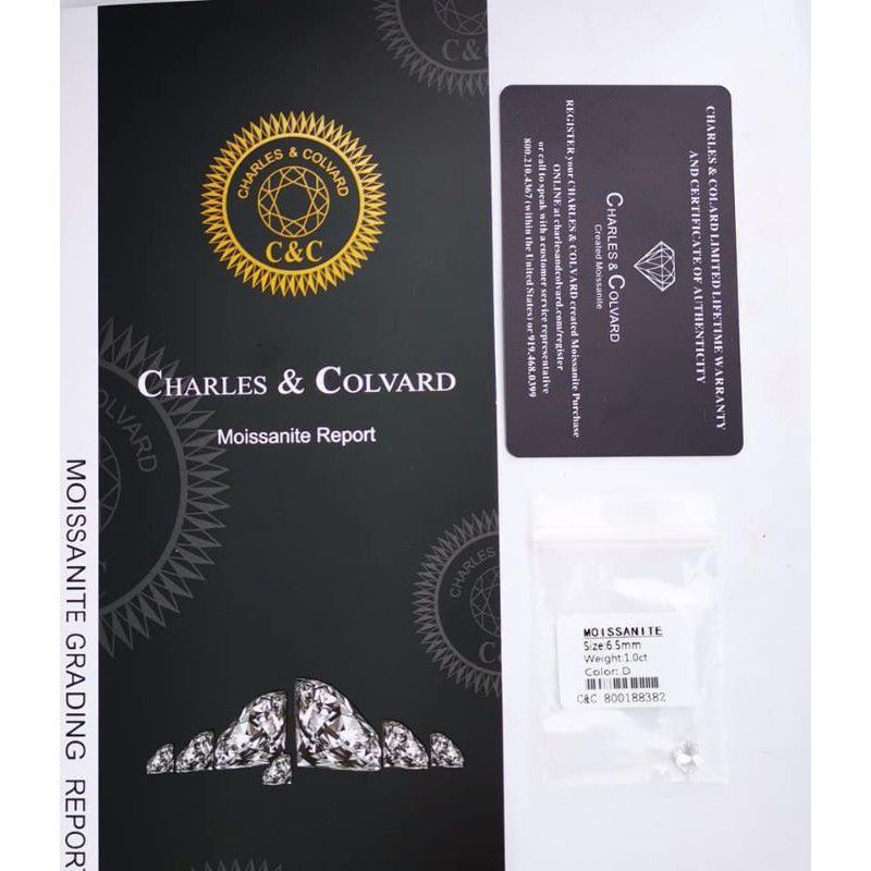 

REAL MOISSANITE FULL CLEAN VVS 1 D COLOR LENGKAP SERTIFIKAT ID CARD SERTA BARCODE NO ONLINE