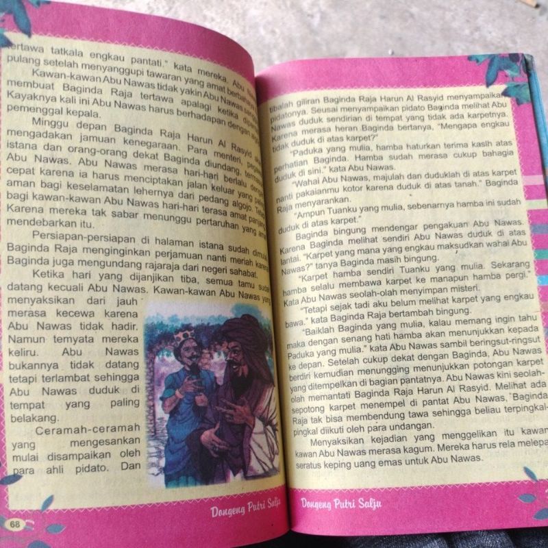 Buku Dongeng putri salju  128 halaman (15×25cm)