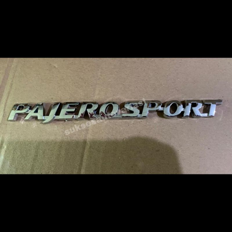 Logo Emblem Pajero Sport Bagasi Mobil / Emblem Pajero Sport Kecil