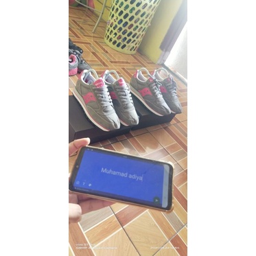 saucony