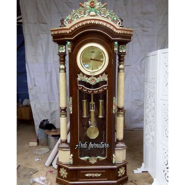 Jam ukir jam kayu jati ukir mahkota lemari jam ukir jepara