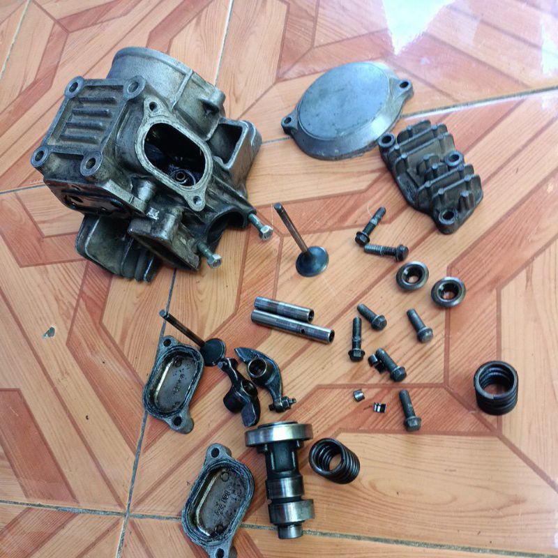 head boring, kepala silinder komplit Suzuki smash 110 lama asli original copotan