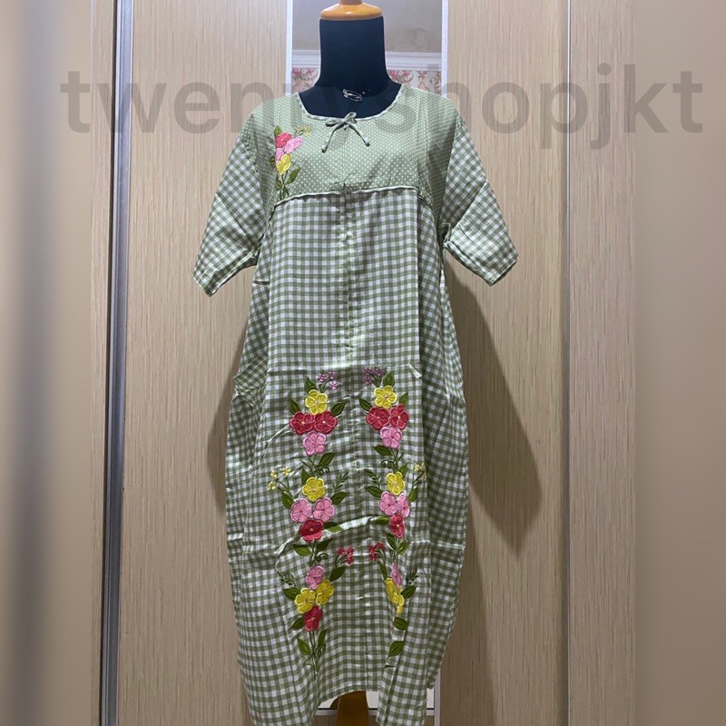 DASTER  PENDEK MEREK OMAH DASTER EVA SIZE XL