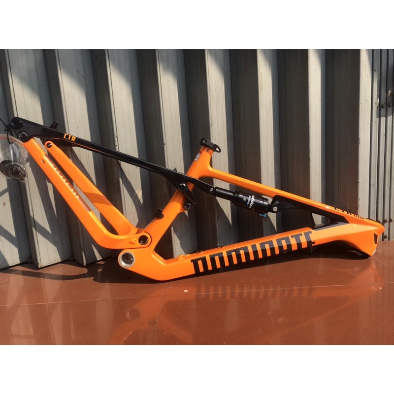 Frame Dominate Ctr Elite...Size S...Carbon