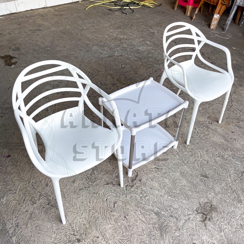 KR161 - Kursi Santai Plastik Twin Pan / Kursi Taman / Kursi Santai Modern / Kursi Teras Putih-Hitam