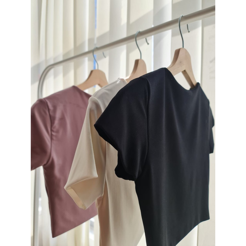 Baju croptop wanita SIZE L/BAJU CROP TOP/CROP TOP CEWE/CROP TOP WANITA/JUAL BAJU CROP TOP