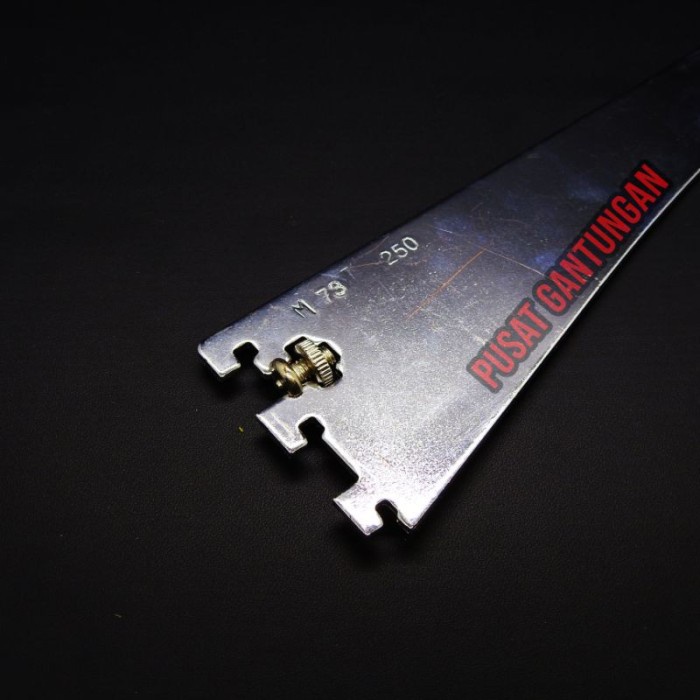 

Hadir Bracket Pistol Penyangga Rak Kaca 25Cm Dan Pipa Bulat Braket Pistol Sale!!!